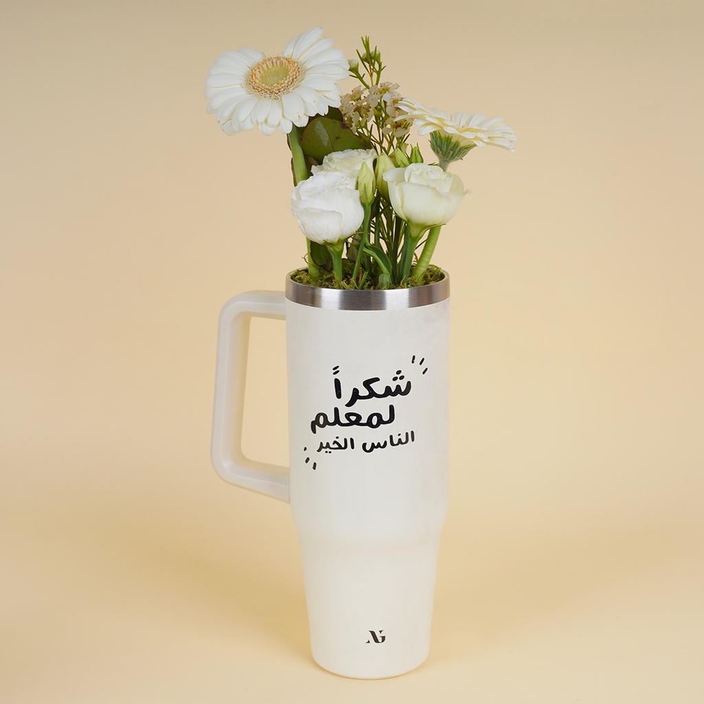 Tumbler with flowers
