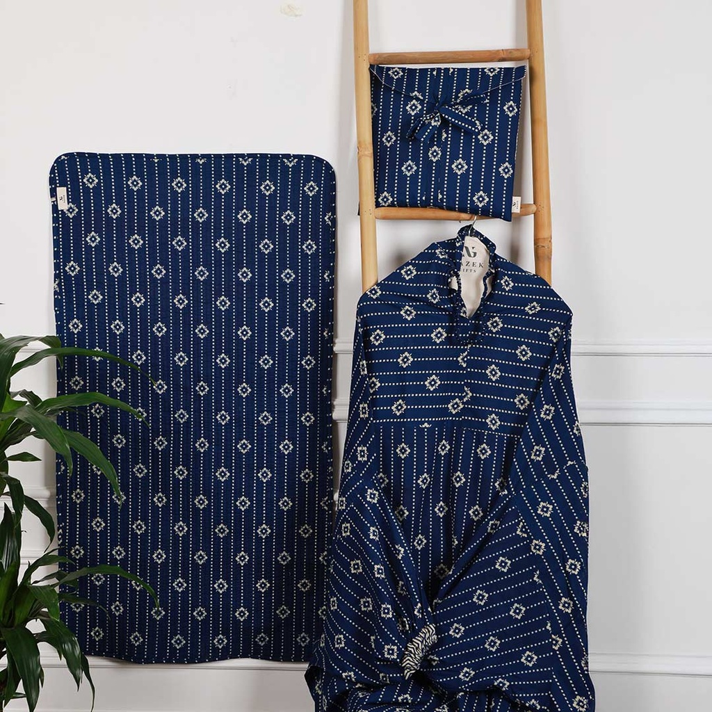 Floral Patterned Praying Set